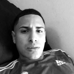 Meet your Posher, Julio a.